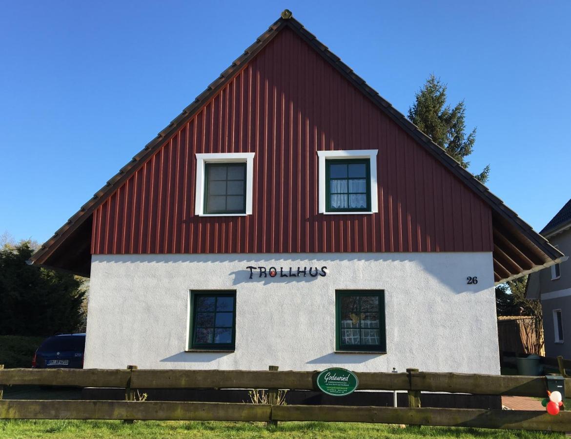 Trollhus - Grosses Familienfreundliches Ferienhaus Борн Экстерьер фото